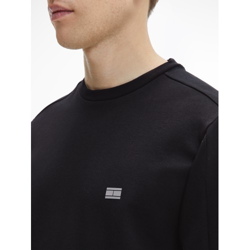 Men's Jumper Tommy Hilfiger Tech Essentials Crew - black Men's Jumper Tommy Hilfiger Tech Essentials Crew - black